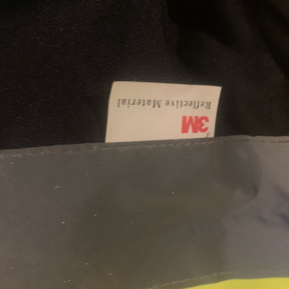 Reflective work jacket - Picture 5 of 7